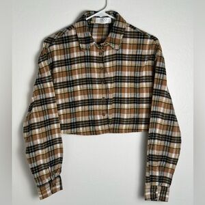 MOD on Trend boutique Women's Plaid Cropped Flannel Top